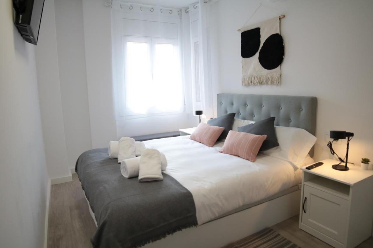 Modern Apartament Al Costat Del Parc De La Devesa خيرونا المظهر الخارجي الصورة