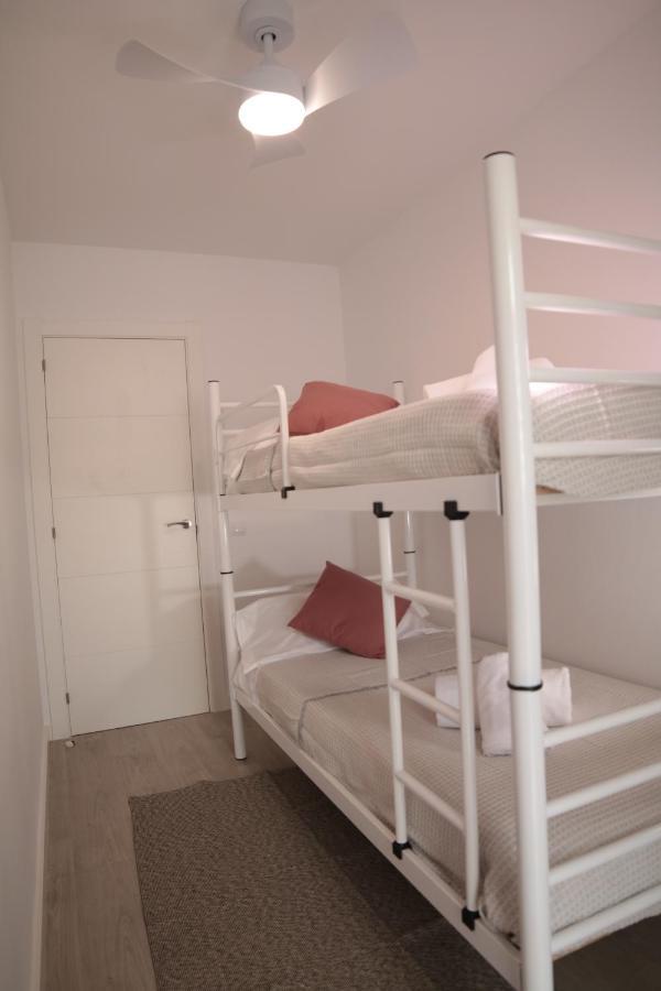 Modern Apartament Al Costat Del Parc De La Devesa خيرونا المظهر الخارجي الصورة